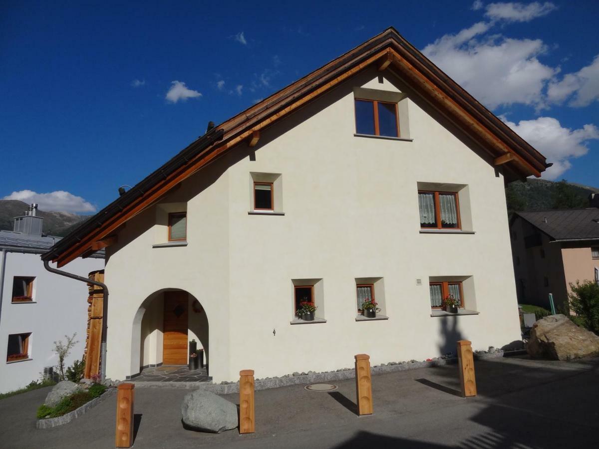 Crusch 32 Apartman Samedan Kültér fotó